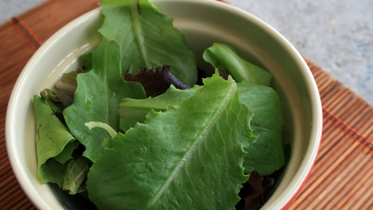 Leafy Greens - Romaine Lettuce | Weight Loss Coach and Nutritionist