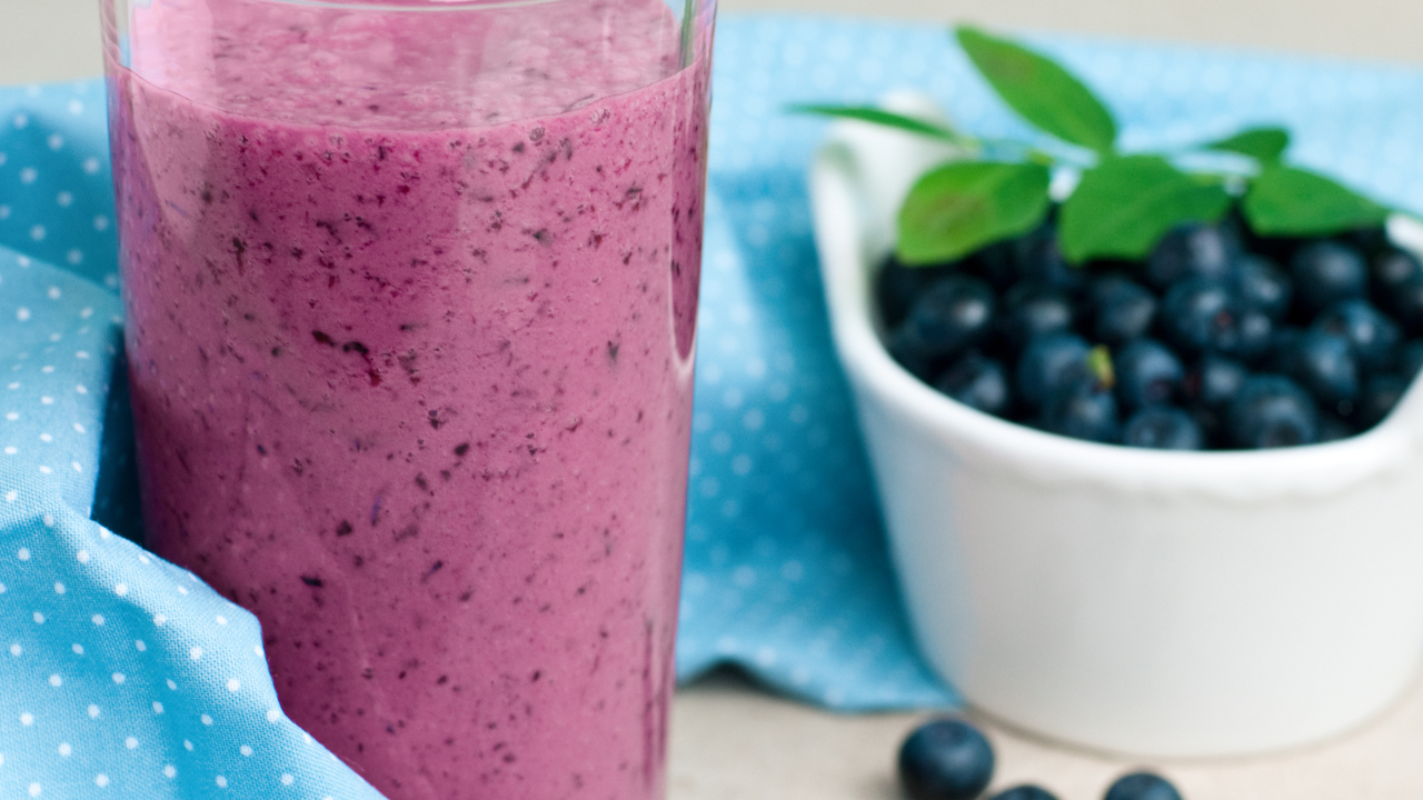 Antioxidant Blueberry Protein Smoothie