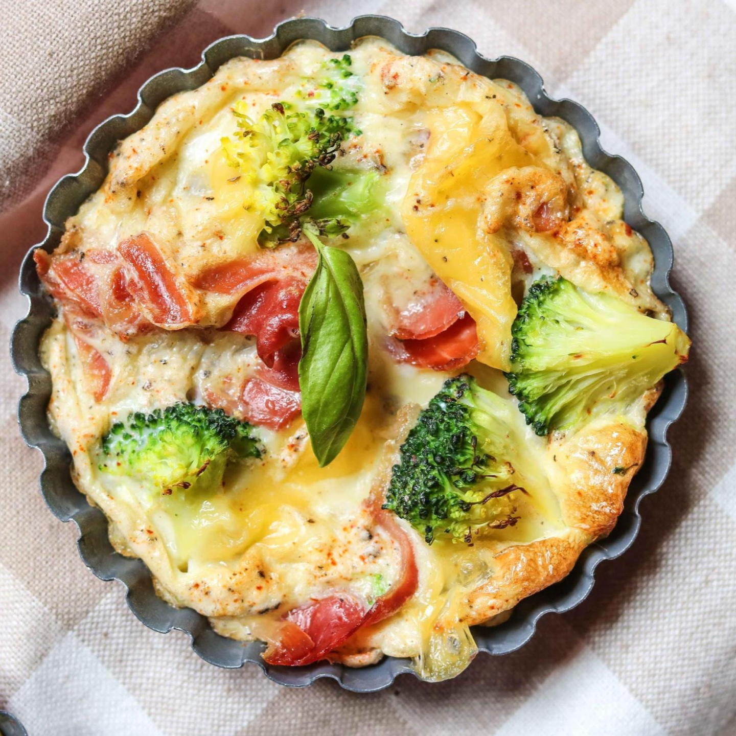 Egg, Broccoli, Ham Muffins